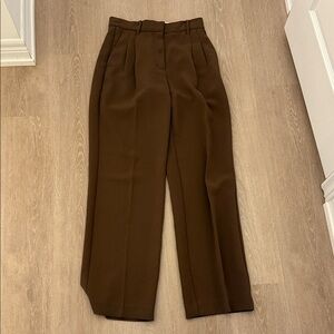 Aritzia Brown Effortless Pant